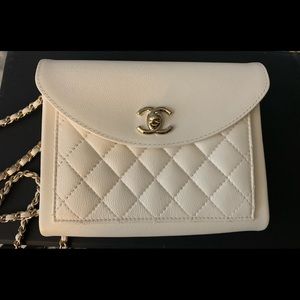 CHANEL
Calfskin Quilted Smart Pocket Crossbody Bag